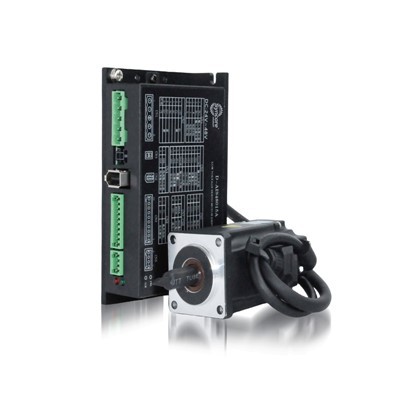 DC-servomoottorin ohjain